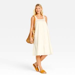 Women’s Sleeveless Crochet Trim Dress - Universal Thread - Size M